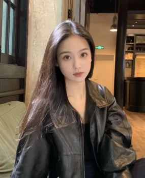 深圳才下海妹子很嫩