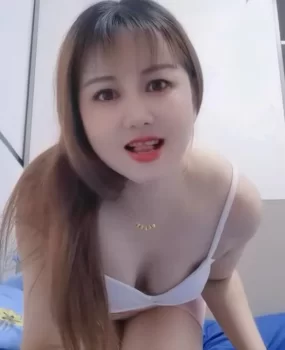 宝安服务系晓晓