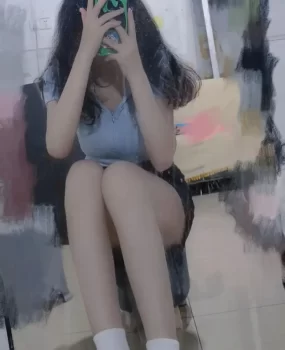 太原骚妹妹小穴好紧