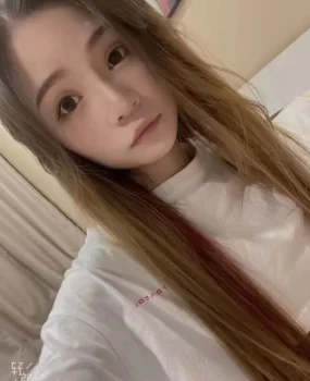 21岁川渝妹子晴天兼职