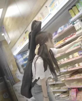 丰台区年轻小美女