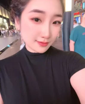 奶子超大服务好