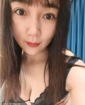 重庆大足英桃妹子