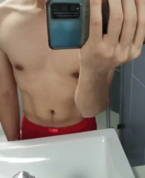 体力身材很好的小哥哥