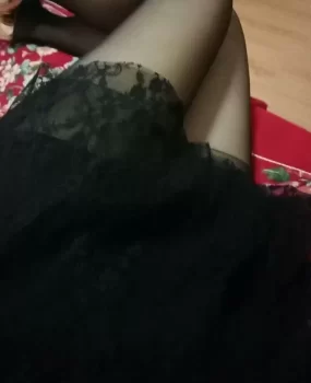 一个奶大腿长的极品熟女