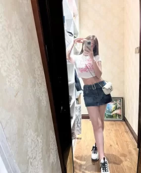 南山大胸萌妹子