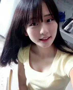 贵阳会展城妹子