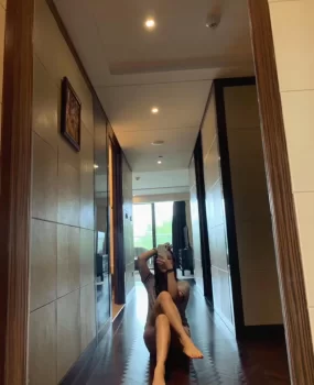 高挑小姐姐婷婷