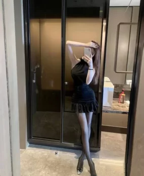 深圳宝安高颜值舞蹈老师妹子