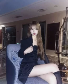 良家碧玉型大长腿白皙肌肤某汽车销售小仙女