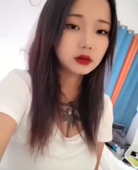 南山温柔妹子佳佳