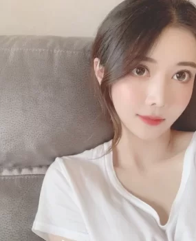 深圳瑜伽老师会一字马