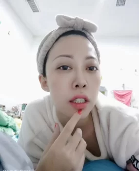 颖儿（刚下海）