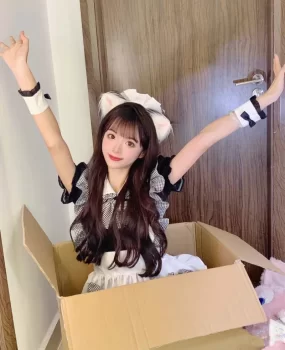 制服粉嫩萝莉妹妹