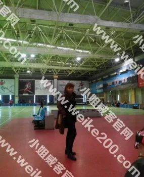 兼职熟女,各种服务,只要你谈好就行