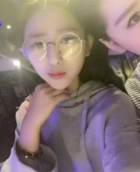 清纯美女酒店【上门服务】清纯又性感,人美嘴也甜,我实在找不出她哪点不好