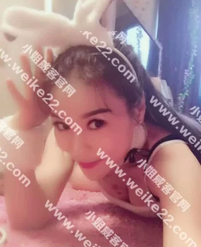 非常性感可爱的小妖姐~