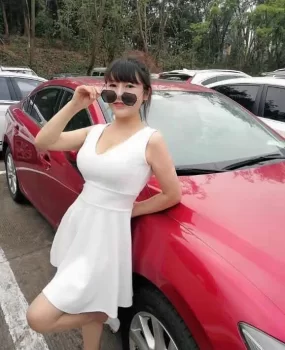 固戍约云南的38D巨乳肥臀妹子，超温柔