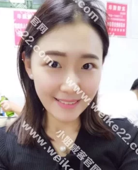 一个俏媚可爱的可约妹子