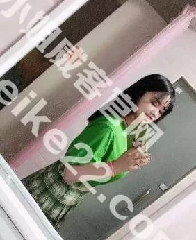 宝安大胸妹AAAAA