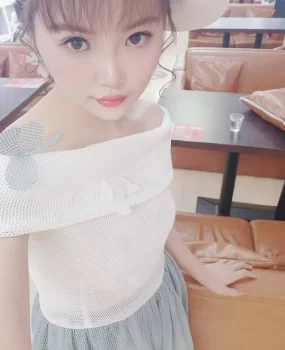 龙岗白嫩性感风骚-紫灵