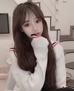 萝莉小姐姐水多逼嫩