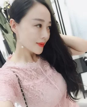 重庆少妇晨露,桑拿出身
