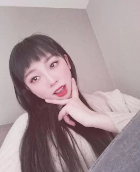 昆山96年兼职蛮腰嫩妹