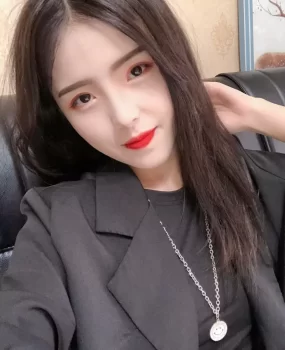 浦东新区刚下海妹子求我慢点插