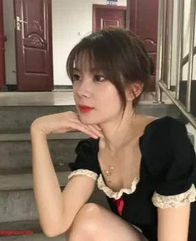 贵阳刚下水的学生妹，紧，嫩，水多