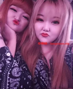 姐妹兼职 胸大 水多 嫩 颜射