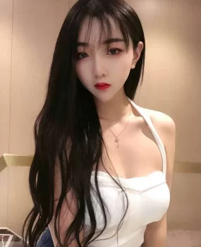 刚毕业00后刚下海长腿美女兼职