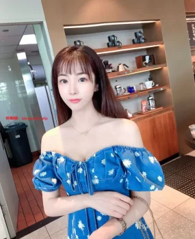 天津千金小姐 因家道中落被迫出卖身体维持消费