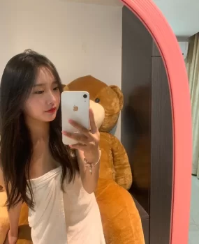 一个深圳南山区兼职的小妹妹