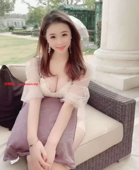 气质嫩女,初下海,待调教,配合度高