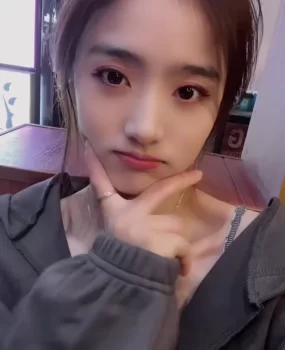 刚下海的嫩妹，水多特别紧