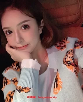 ?深圳170E纯5支持验证?皮肤白，翘臀，长腿会解锁 ?A4腰围 体重48kg 职业模特?主动热情 会配合 纯天然配方！！