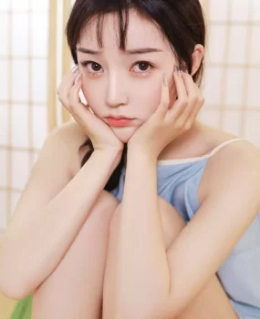 深圳南山暴干三点粉美女