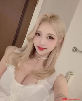 深圳福田区大奶长腿妹新茶  胸大 腿长水多