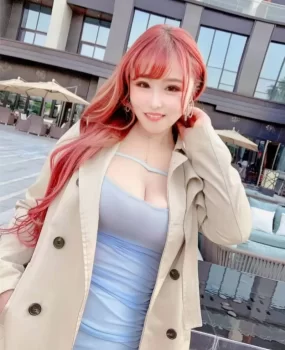 自己家兼职的一个姐姐