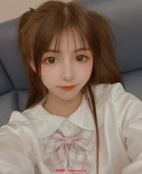 深圳小妹妹刚下氵，逼紧水多，会潮喷～