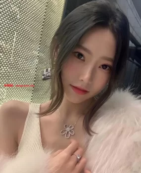 小店区体验大美女颜值的极品气质优雅长腿大胸技术特好