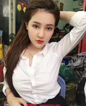 极品娇娃，逼紧，水大，叫声诱人