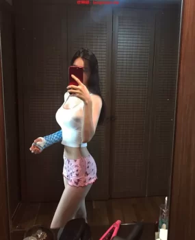 泉州下海舞蹈小妹  高难度姿势随便弄