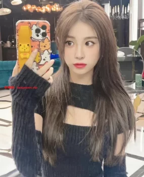 深圳市年轻逼紧妹子